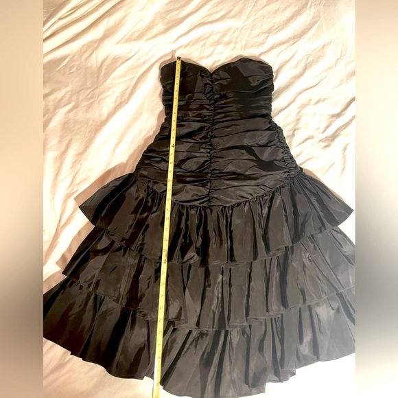 Roberta California Black Stapless Cocktail/Prom Dress. - Picture 6 of 7